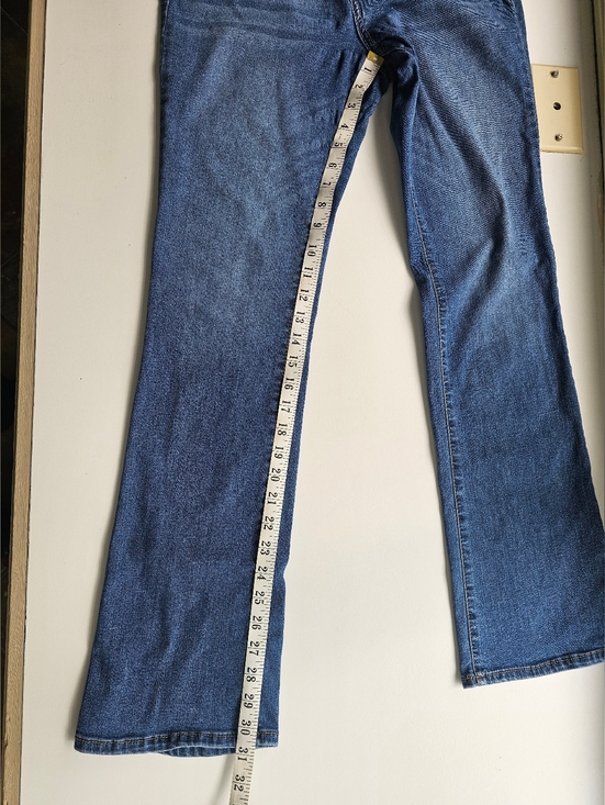 Wallflower Legendary Fit Junior's Medium Blue Boot Cut Jeans - Size 13 - Picture 5 of 9
